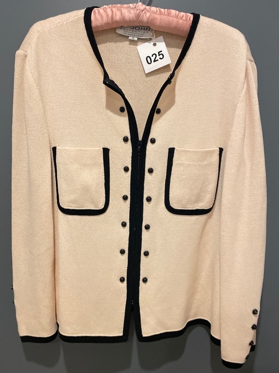 St. John Collection Sweaters - ❌SOLD 025 St John Collection by Marie Gray Cardigan